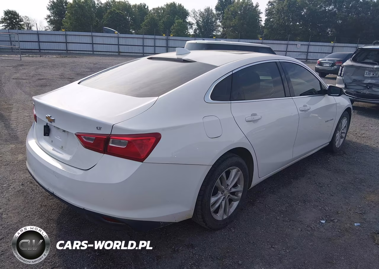 2018 Chevrolet Malibu Lt VIN:1G1ZD5ST8JF142913 - 4