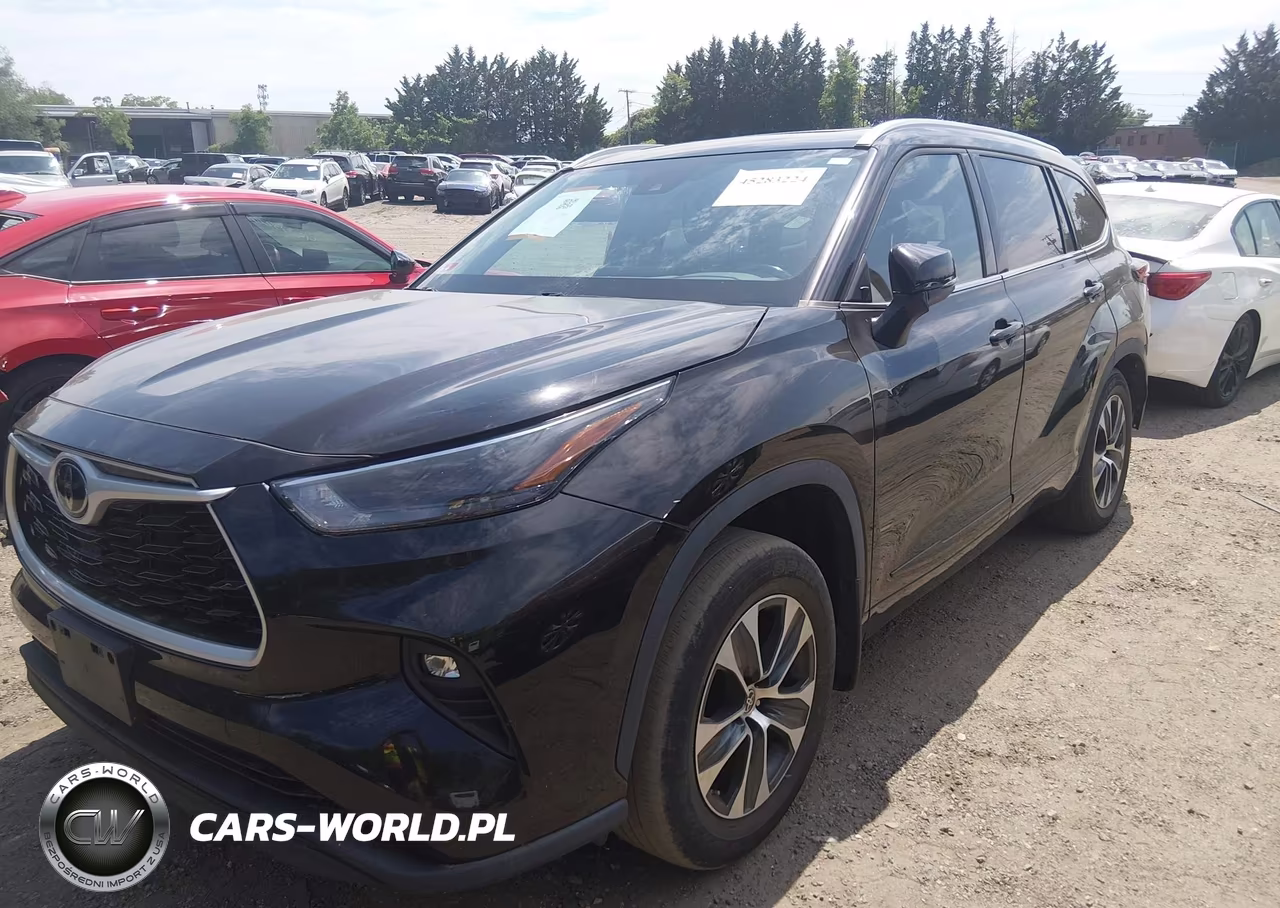 2022 Toyota Highlander Xle VIN:5TDGZRBH9NS227056 - 2
