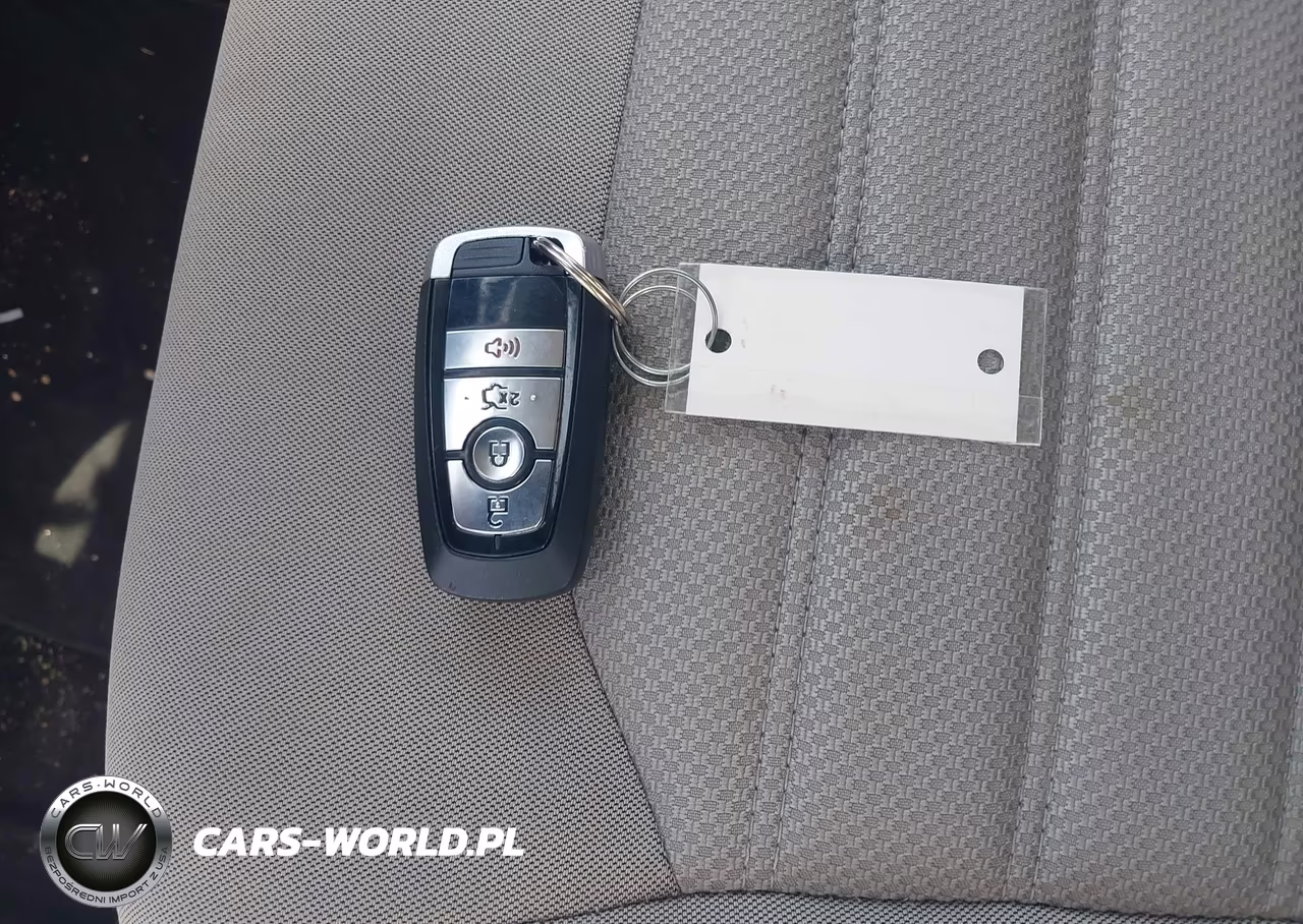 2018 Ford Fusion Hybrid S VIN:3FA6P0UU8JR100177 - 11