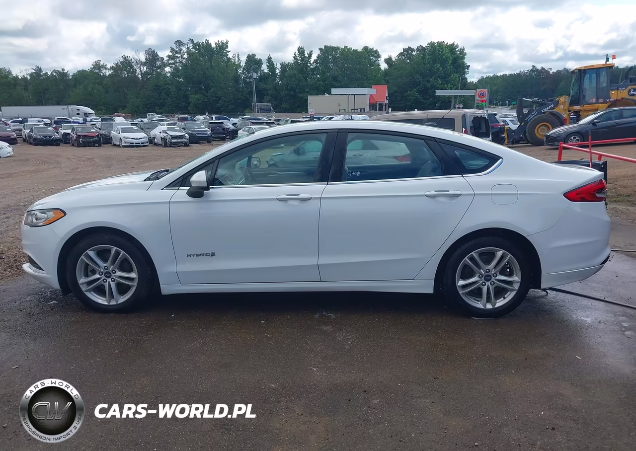 2018 Ford Fusion Hybrid S VIN:3FA6P0UU1JR282059 - 18