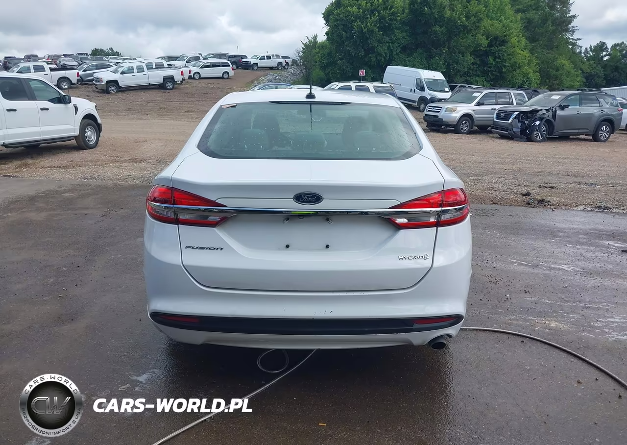 2018 Ford Fusion Hybrid S VIN:3FA6P0UU1JR282059 - 20