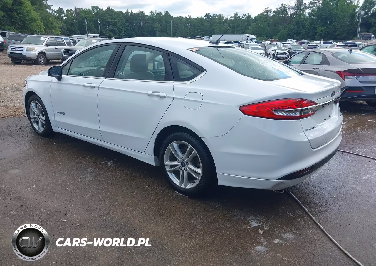 2018 Ford Fusion Hybrid S VIN:3FA6P0UU1JR282059 - 3