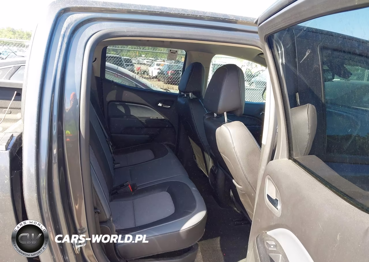 2016 Chevrolet Colorado Z71 VIN:1GCGTDE30G1304353 - 8