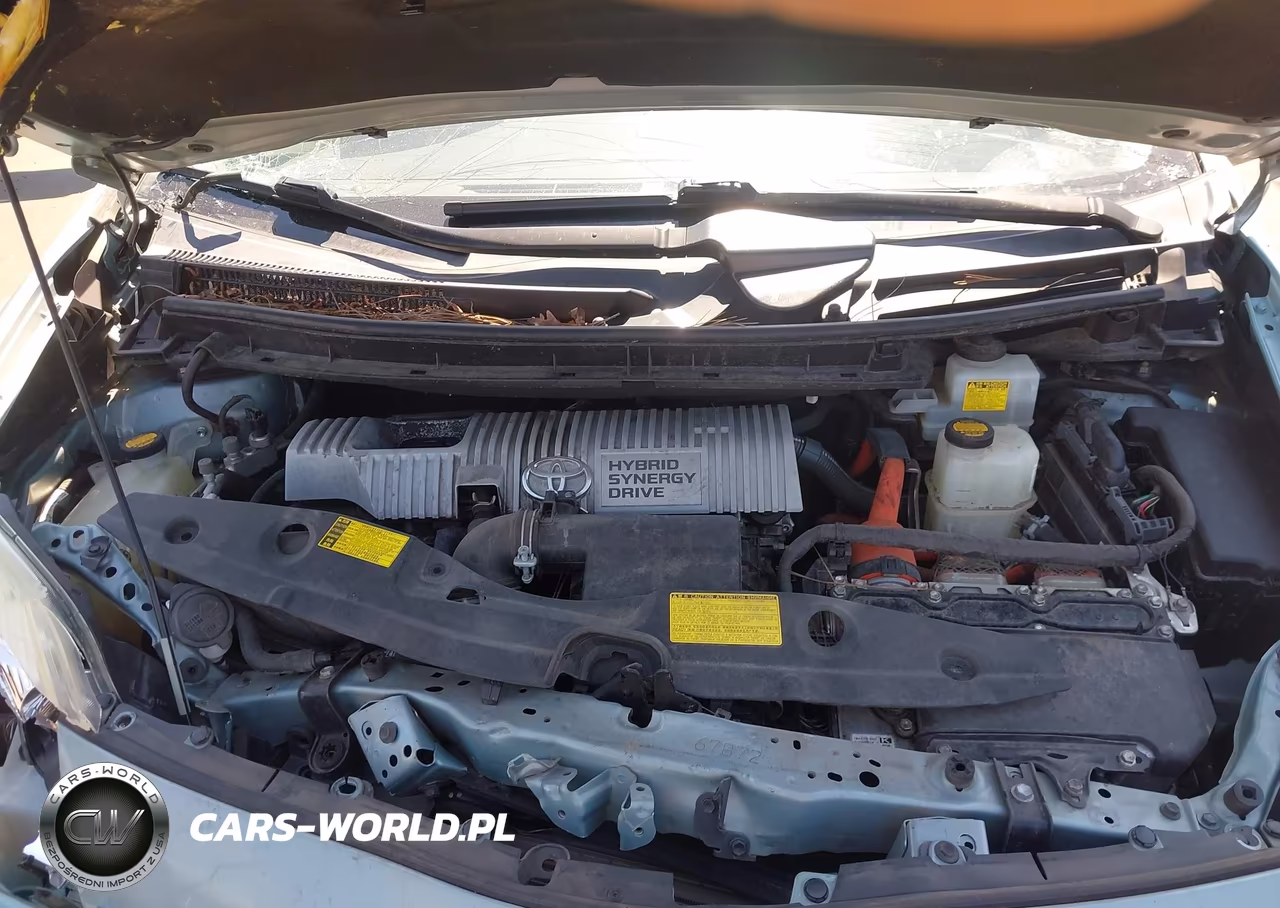 2013 Toyota Prius Two VIN:JTDKN3DU7D1650663 - 10