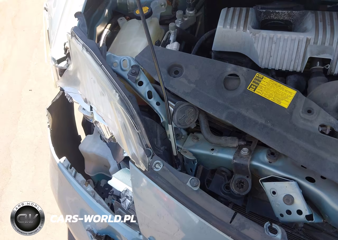2013 Toyota Prius Two VIN:JTDKN3DU7D1650663 - 17