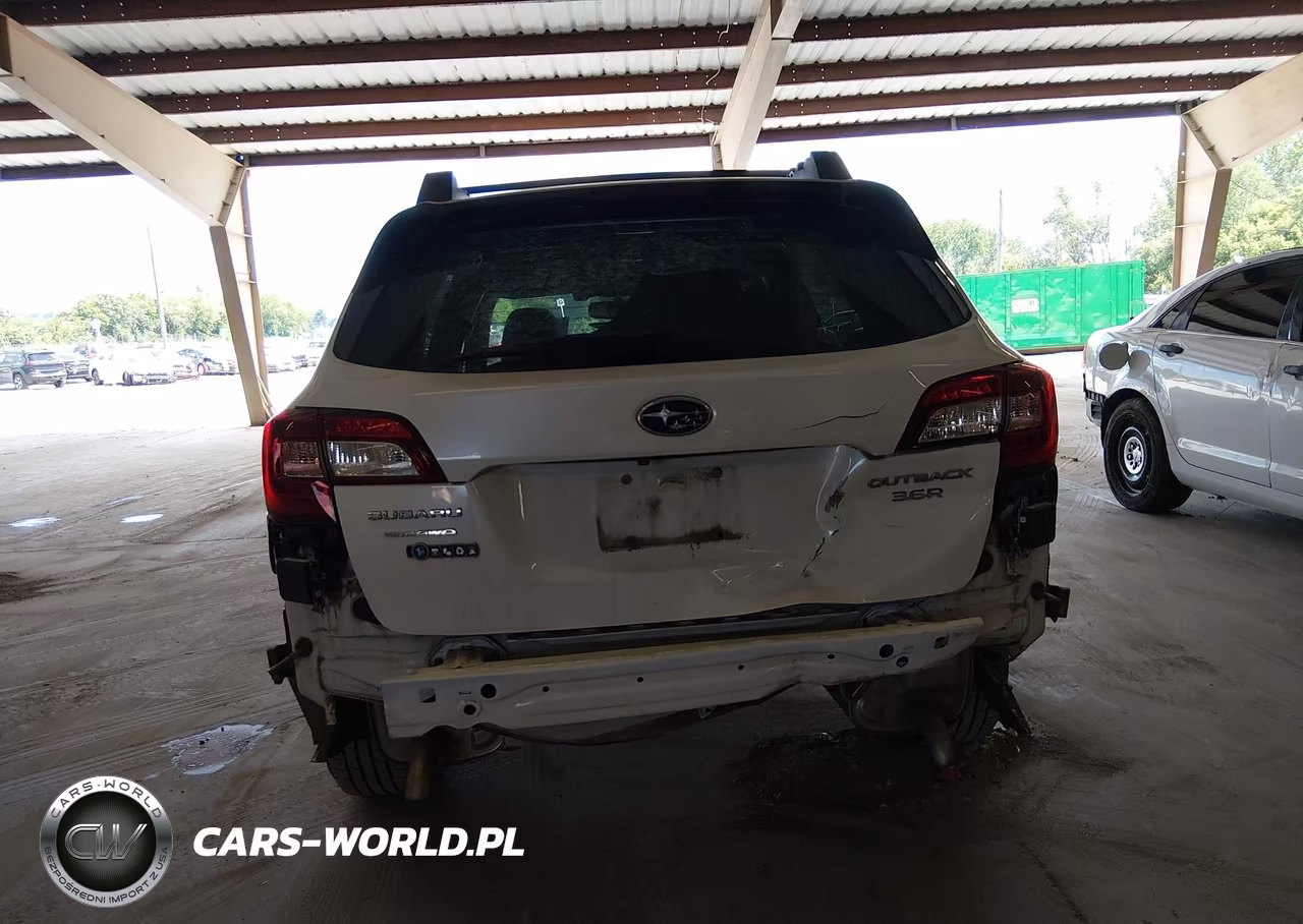 2015 Subaru Outback 3.6R Limited VIN:4S4BSENC2F3289226 - 17