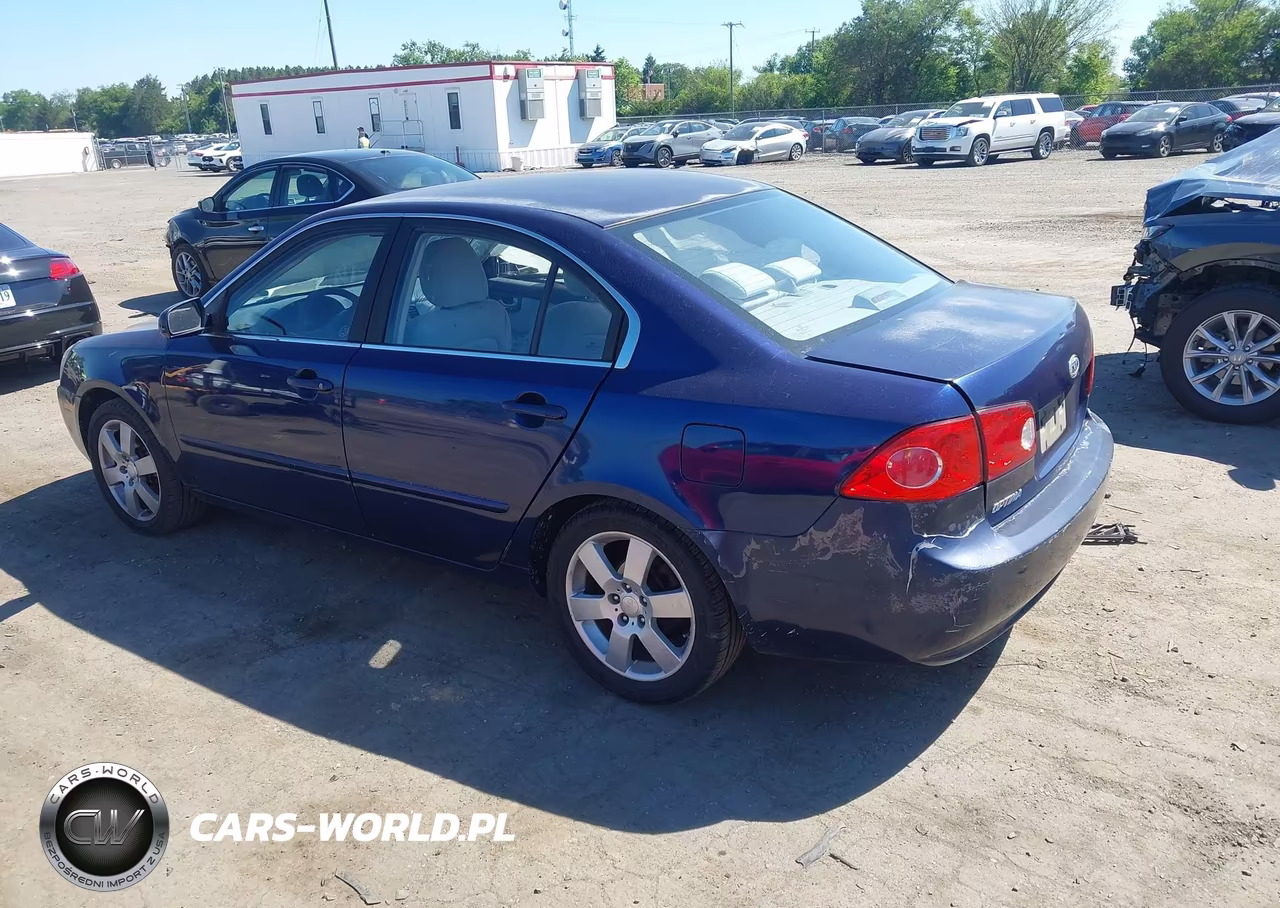 2007 Kia Optima Lx VIN:KNAGE123975114067 - 3