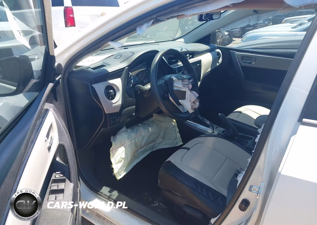 2017 Toyota Corolla Le VIN:2T1BURHEXHC843867 - 5