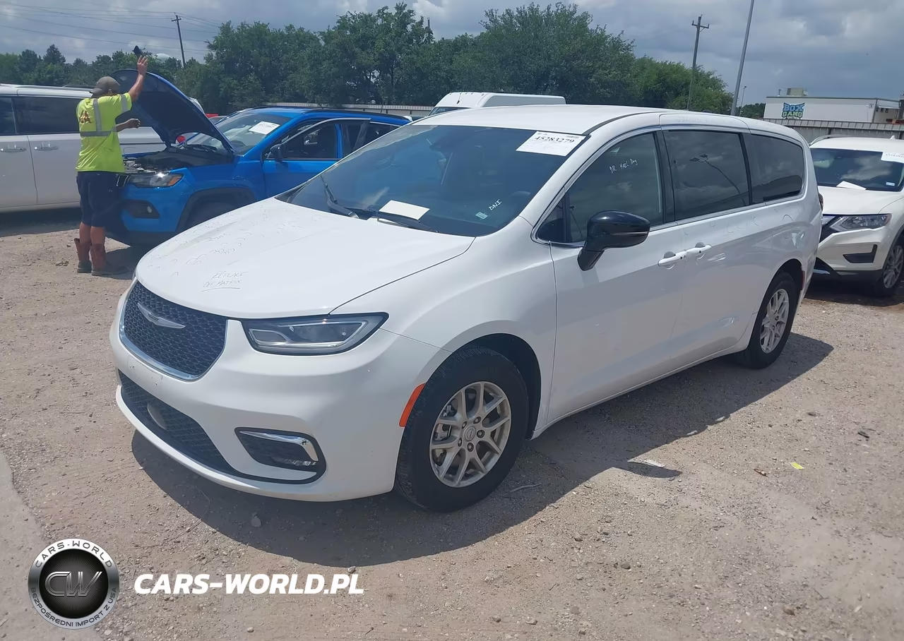 2025 Chrysler Pacifica Select VIN:2C4RC1BG7SR578930 - 2