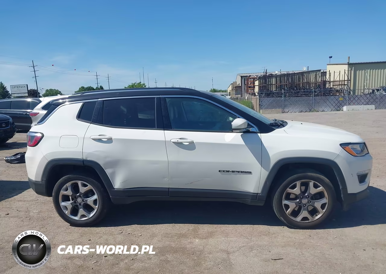 2019 Jeep Compass Limited 4X4 VIN:3C4NJDCB1KT826398 - 12