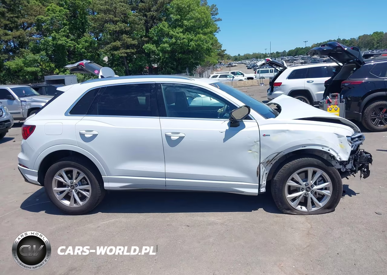 2025 Audi Q3 Premium 45 Tfsi S Line Quattro Tiptronic VIN:WA1DECF37S1092835 - 13