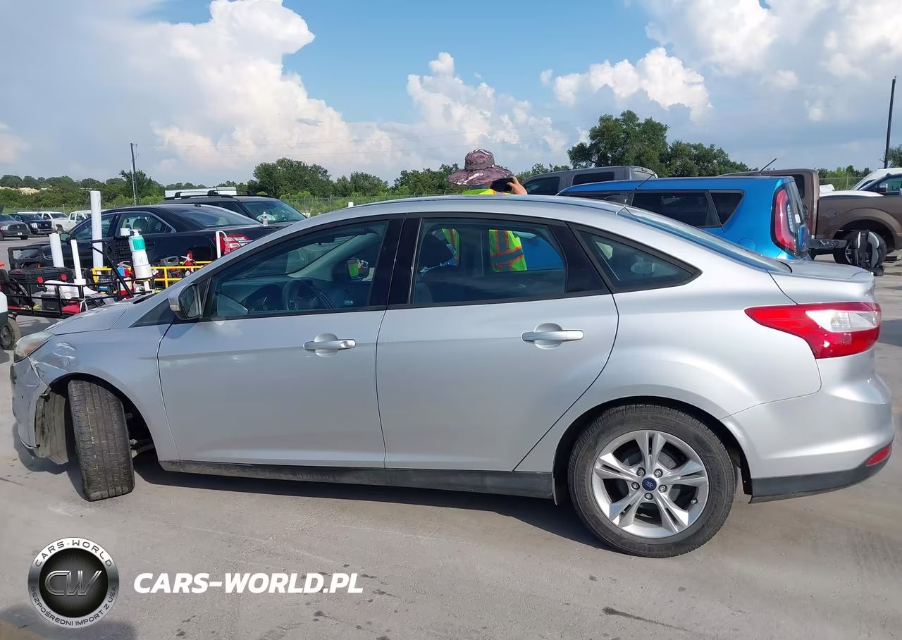 2014 Ford Focus Se VIN:1FADP3F26EL183441 - 14