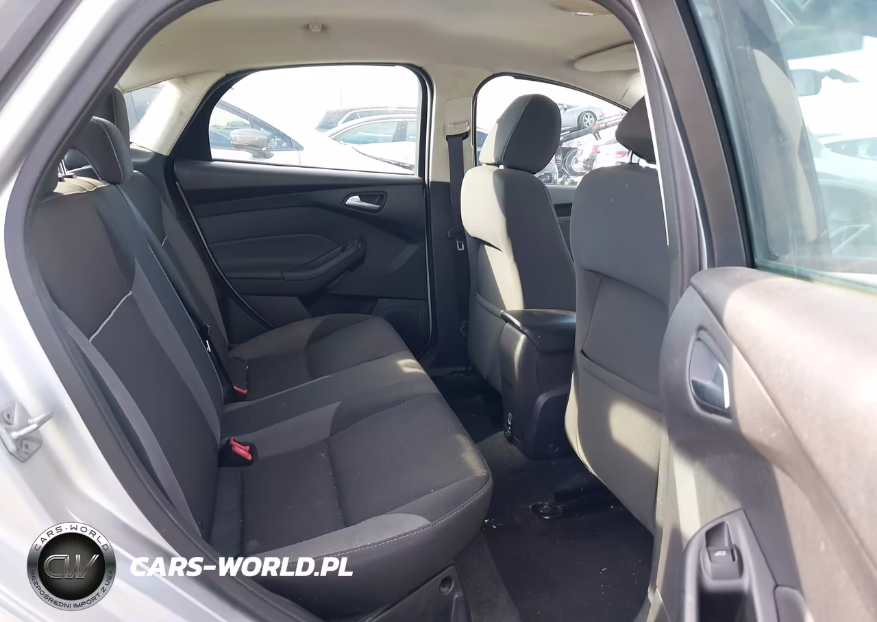 2014 Ford Focus Se VIN:1FADP3F26EL183441 - 8