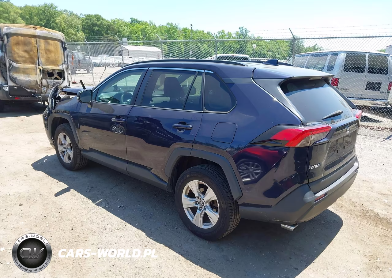 2019 Toyota Rav4 Xle VIN:2T3P1RFV3KW041952 - 3