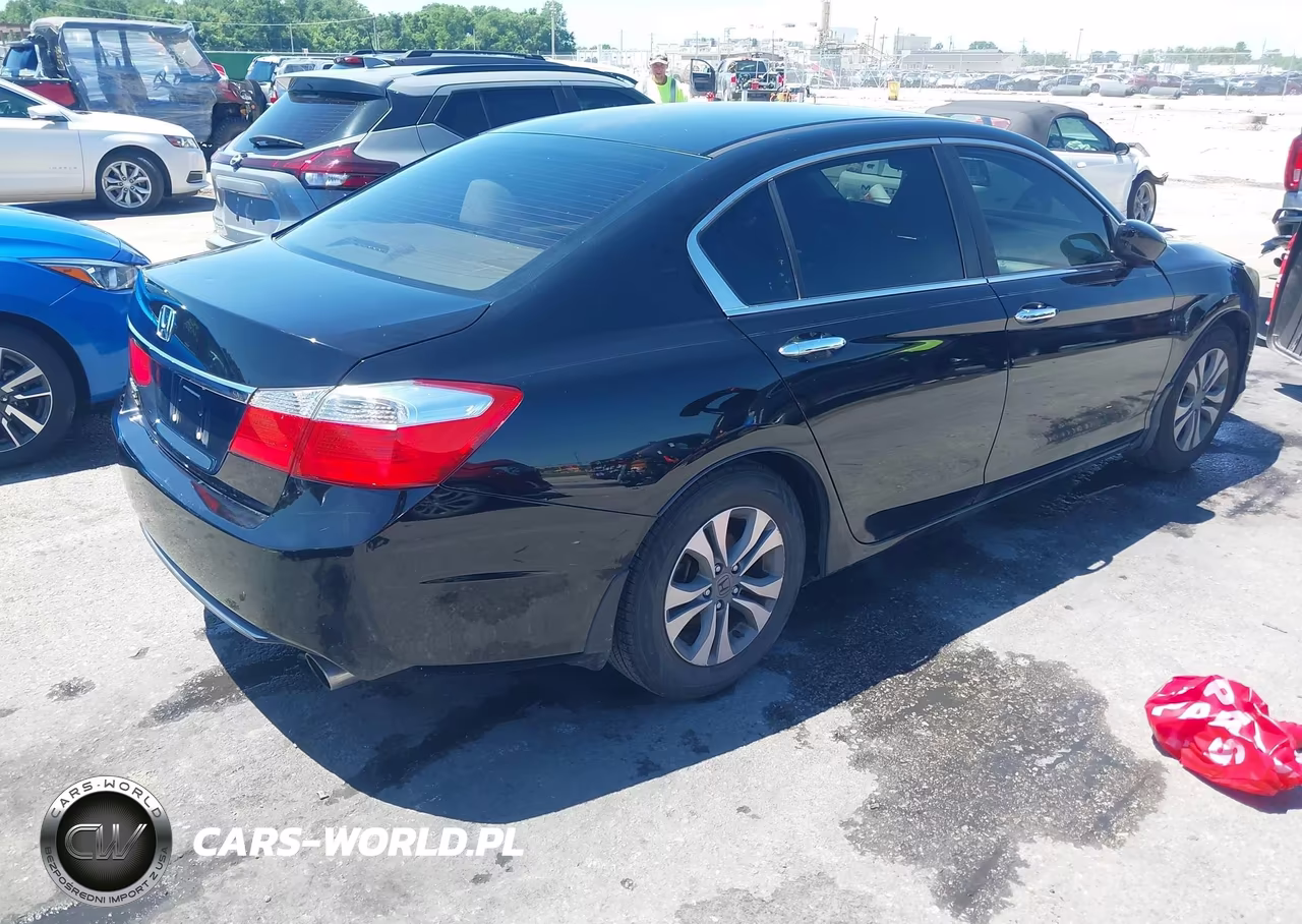 2015 Honda Accord Lx VIN:1HGCR2F30FA268129 - 4
