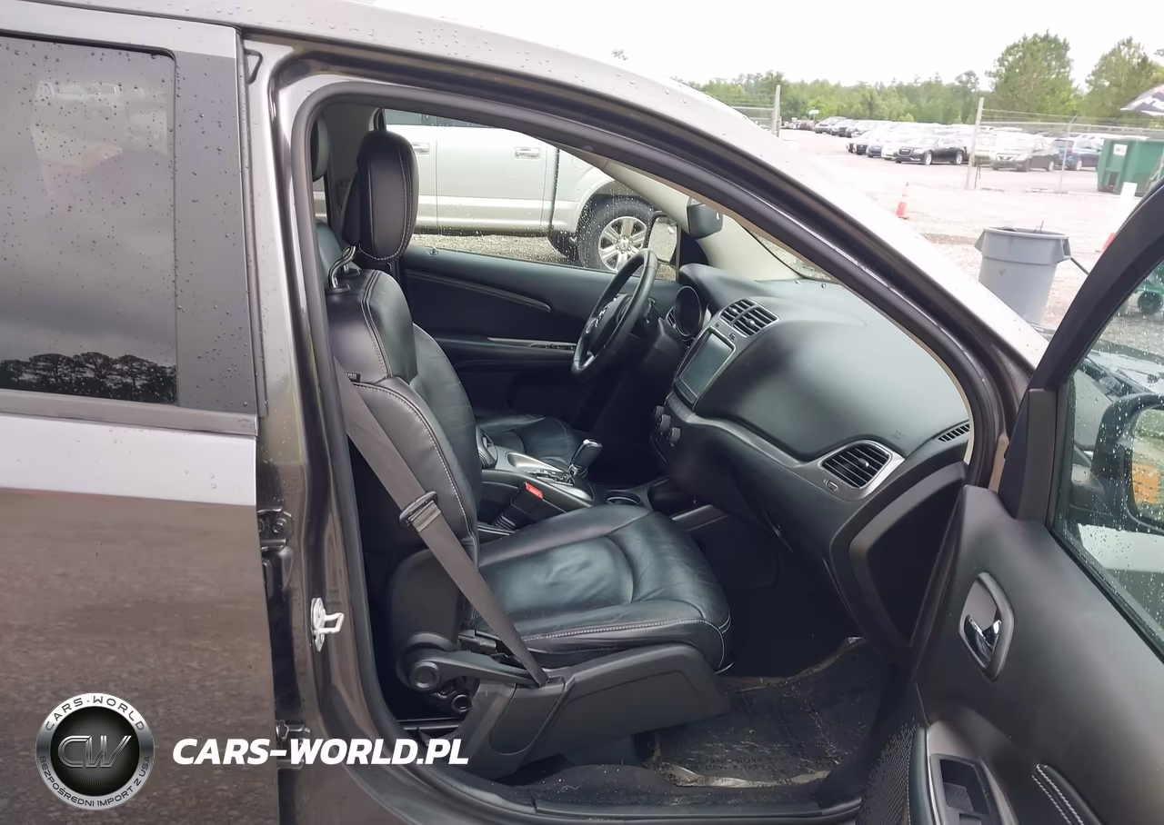 2017 Dodge Journey Crossroad Plus VIN:3C4PDCGB2HT676976 - 5