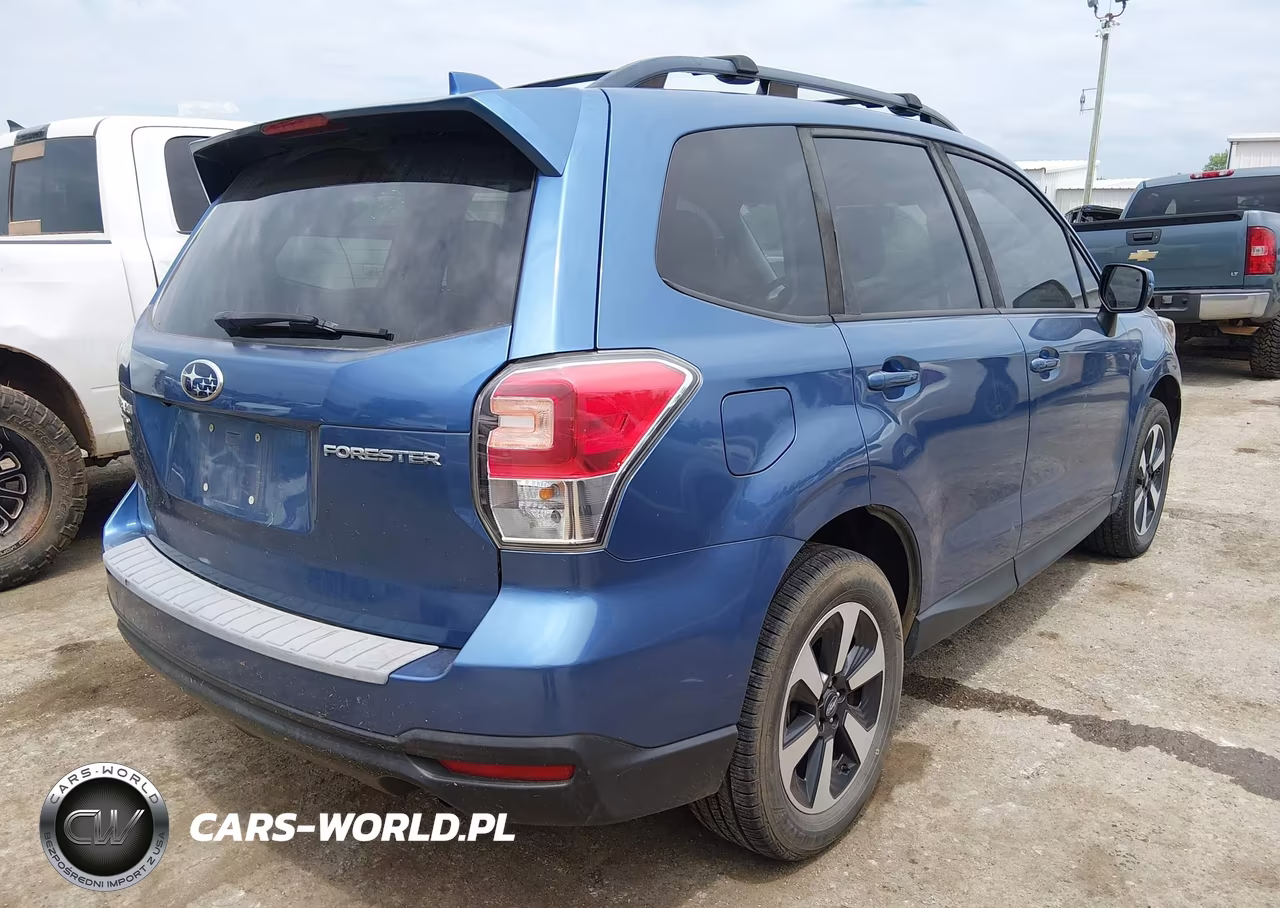 2018 Subaru Forester 2.5I Premium VIN:JF2SJAGCXJH416296 - 4