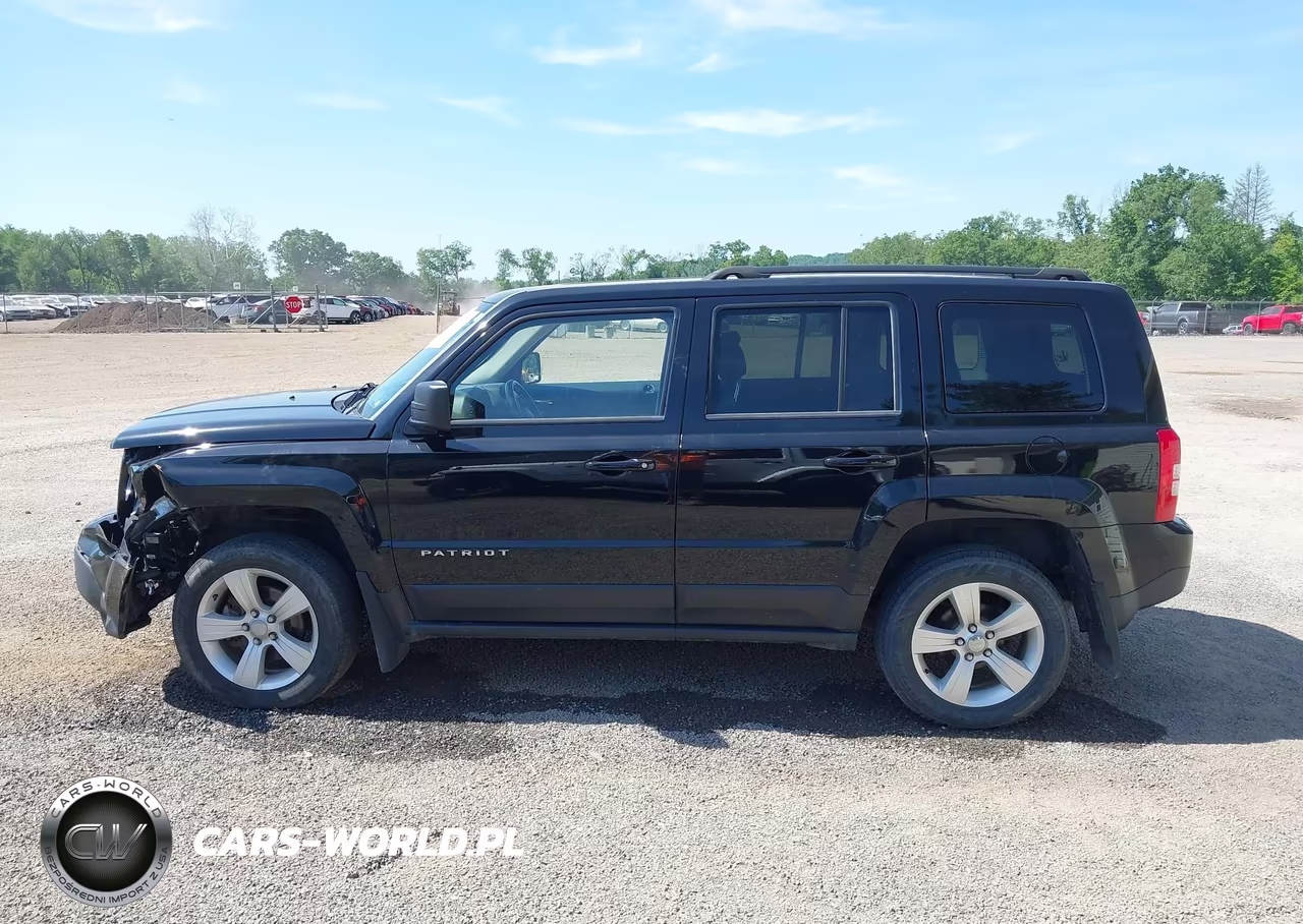 2015 Jeep Patriot Latitude VIN:1C4NJRFBXFD184686 - 14
