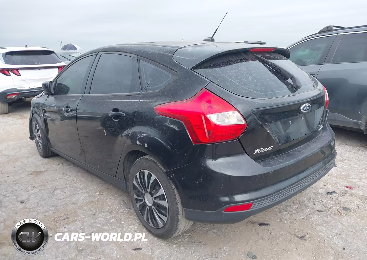 2012 Ford Focus Se VIN:1FAHP3K23CL374240 - 3