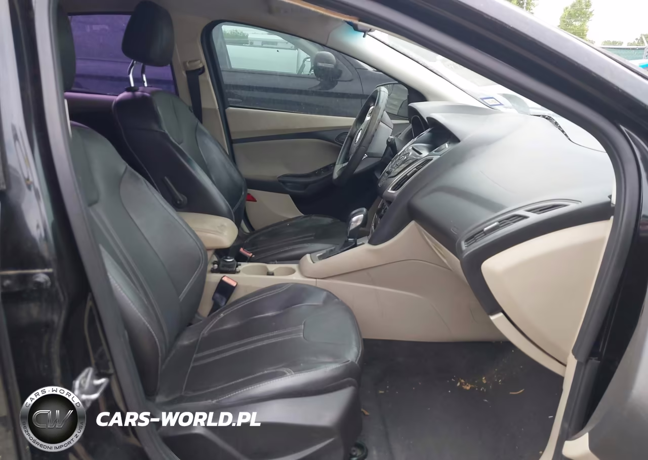 2012 Ford Focus Se VIN:1FAHP3K23CL374240 - 5