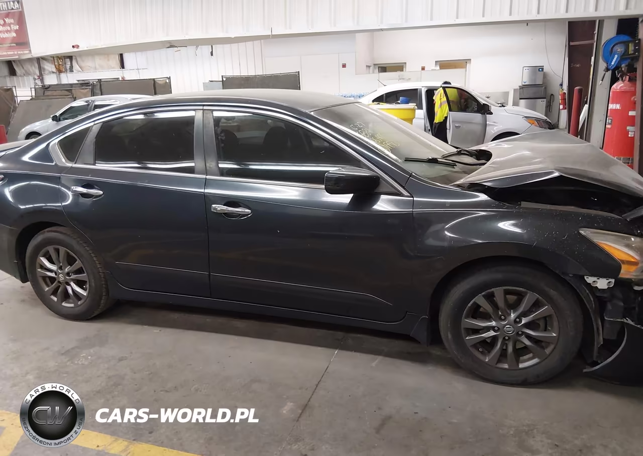 2015 Nissan Altima 2.5 S VIN:1N4AL3AP4FN896183 - 13