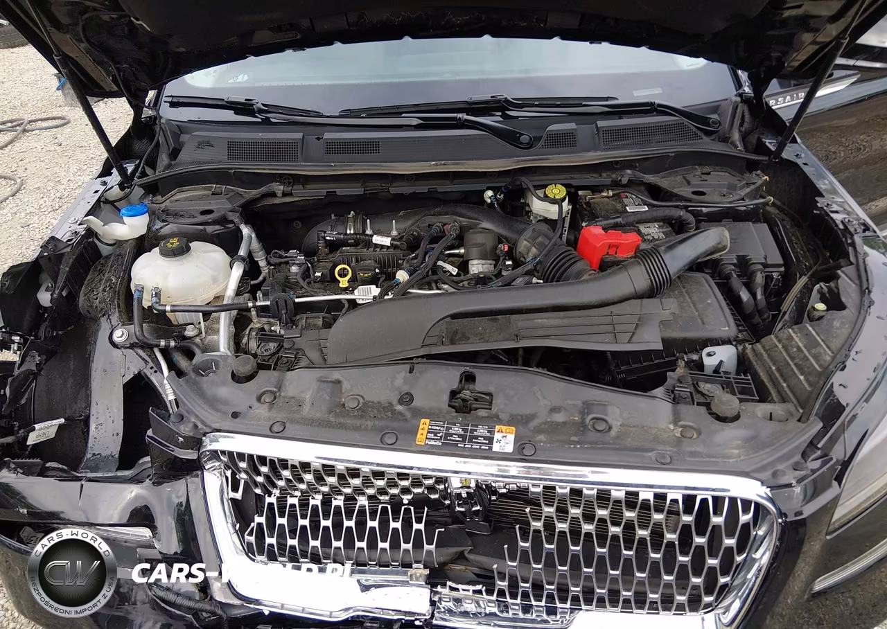 2022 Lincoln Corsair Standard VIN:5LMCJ1D99NUL37414 - 10
