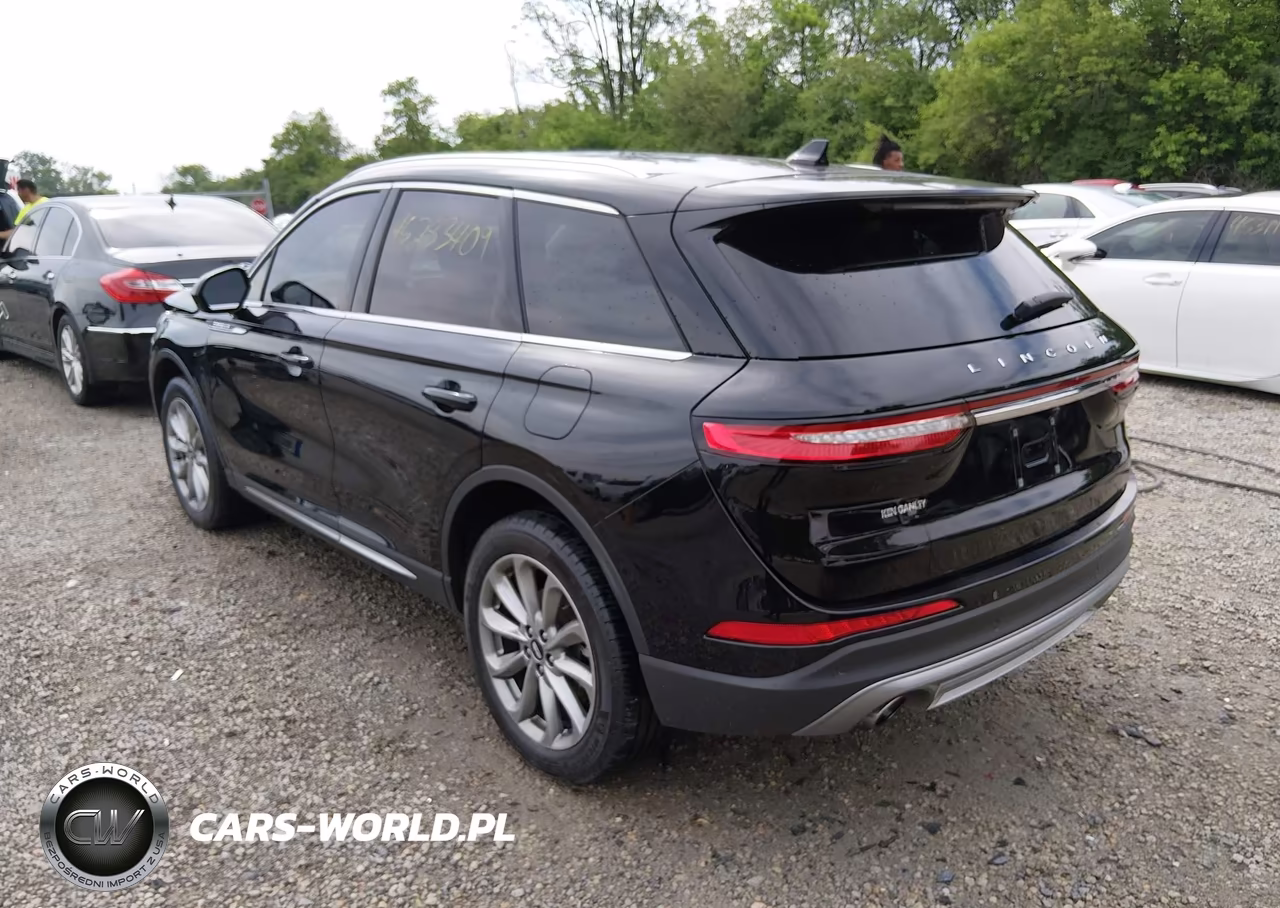 2022 Lincoln Corsair Standard VIN:5LMCJ1D99NUL37414 - 3