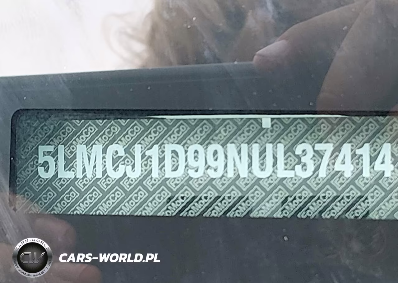 2022 Lincoln Corsair Standard VIN:5LMCJ1D99NUL37414 - 9