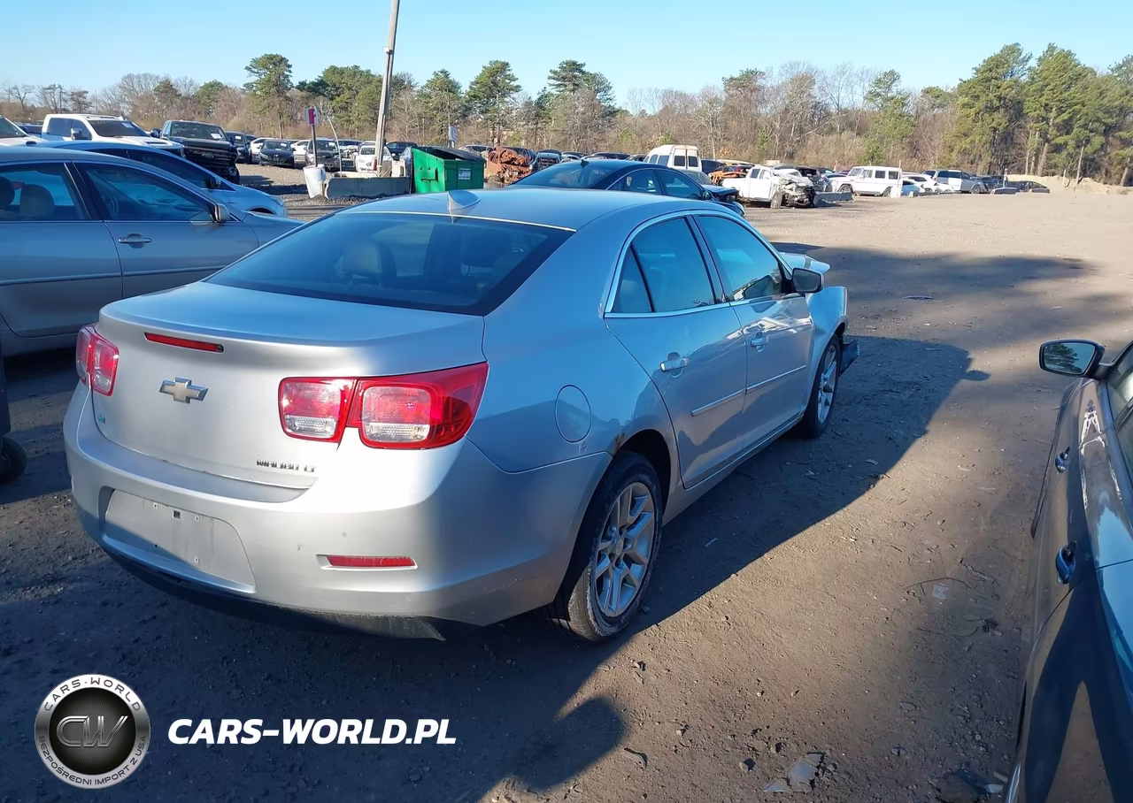2015 Chevrolet Malibu 1Lt VIN:1G11C5SL0FF113641 - 4