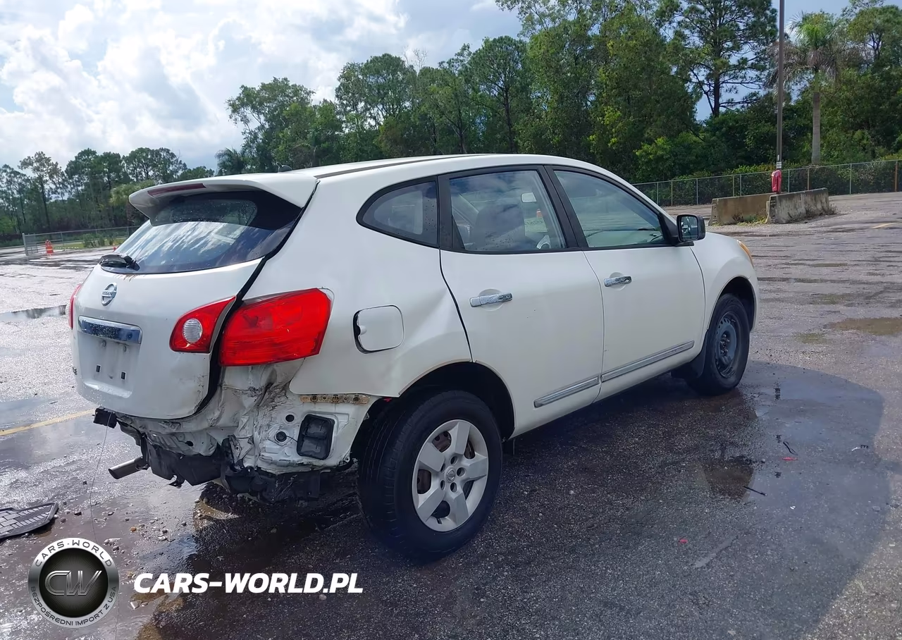2011 Nissan Rogue S VIN:JN8AS5MT5BW178331 - 4