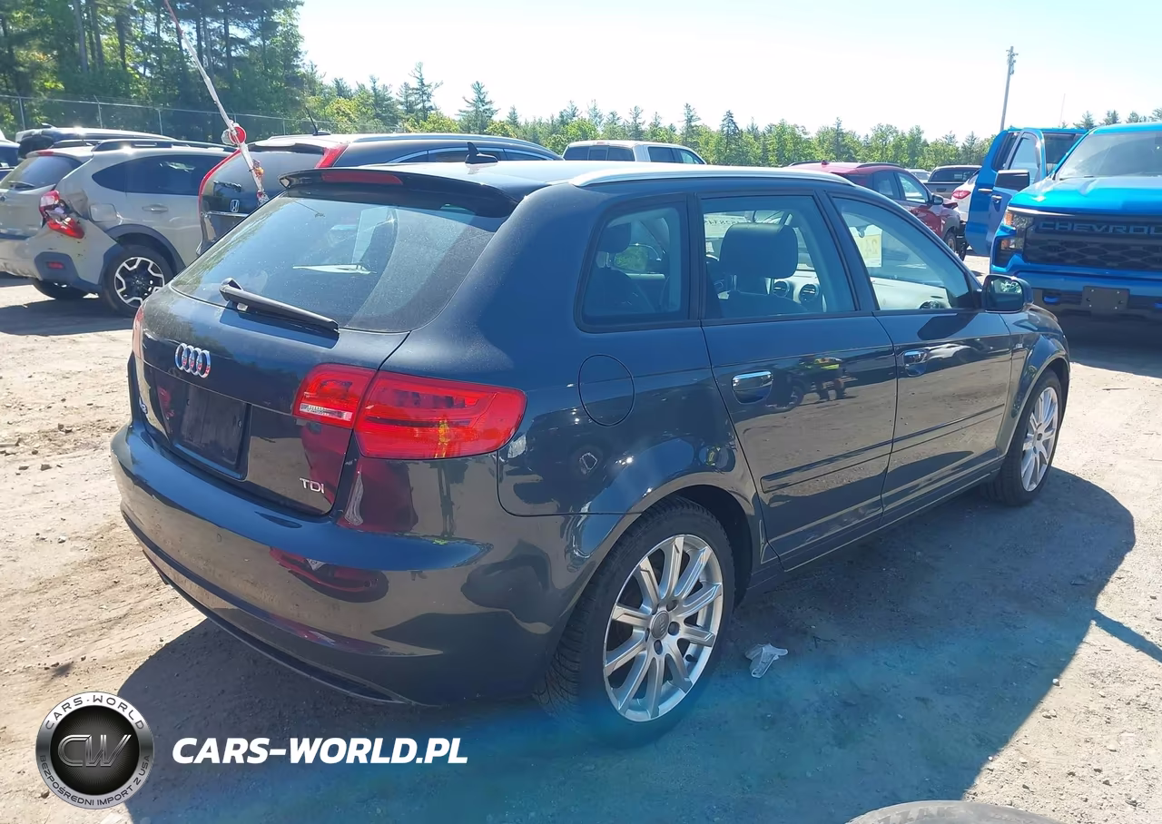 2013 Audi A3 2.0 Tdi Premium VIN:WAUKJAFM4DA018407 - 4