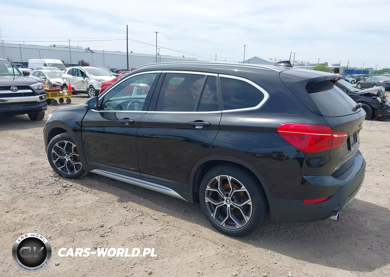 2021 BMW X1 xDrive28I VIN:WBXJG9C07M5U29552 - 3