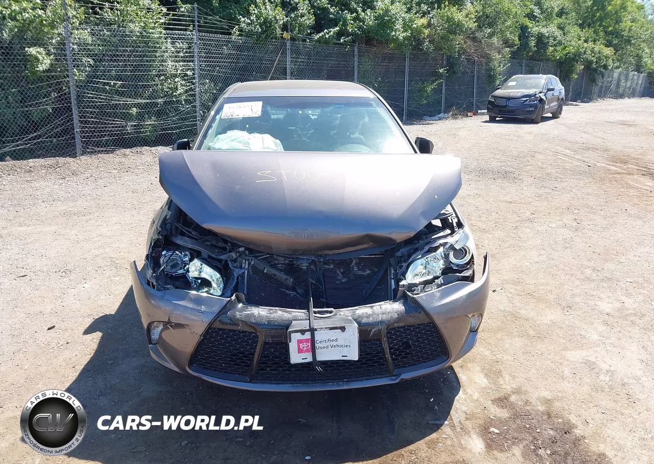 2017 Toyota Camry Se VIN:4T1BF1FK8HU791805 - 12