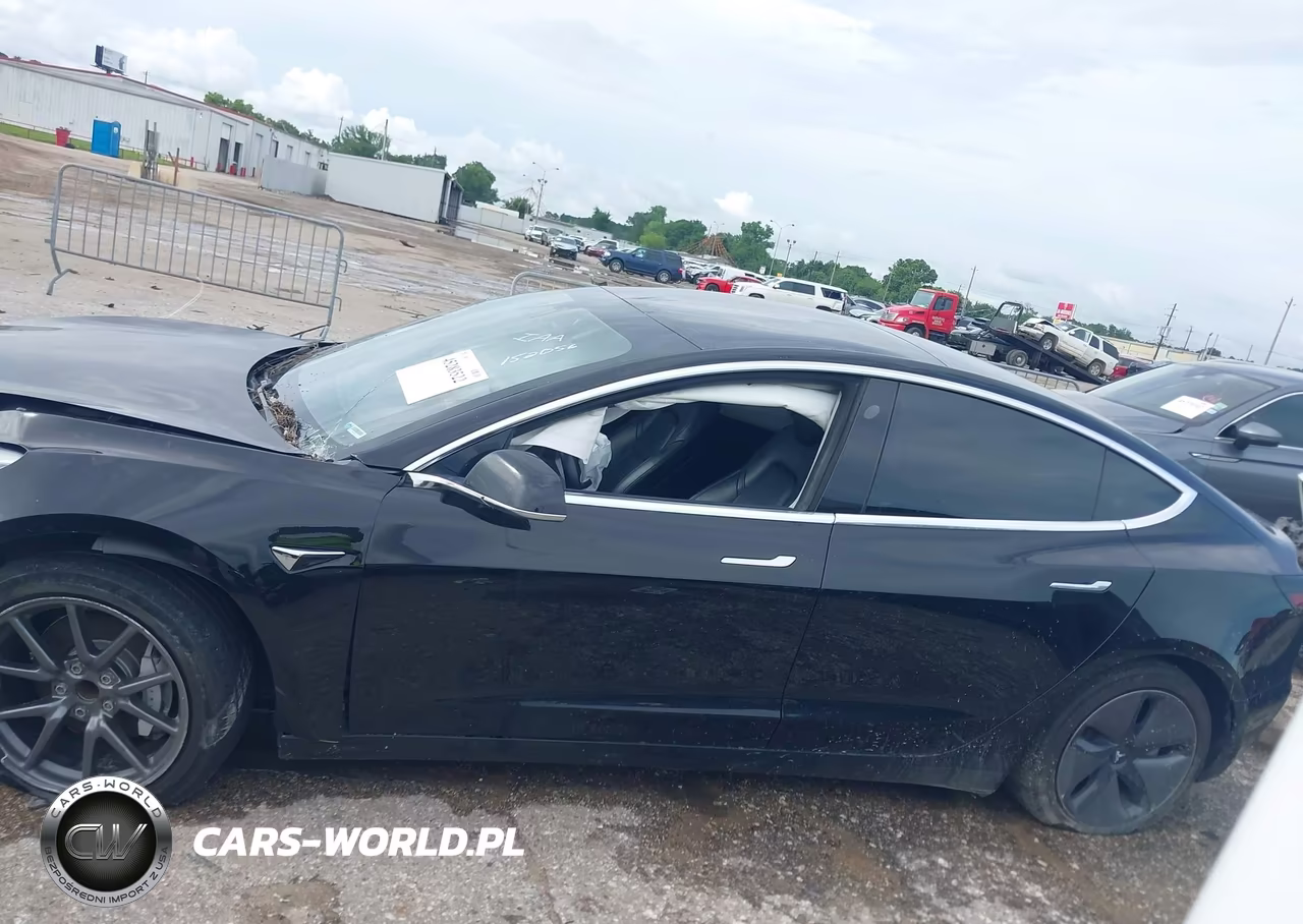 2018 Tesla Model 3 Long Range-Mid Range VIN:5YJ3E1EA5JF152056 - 13