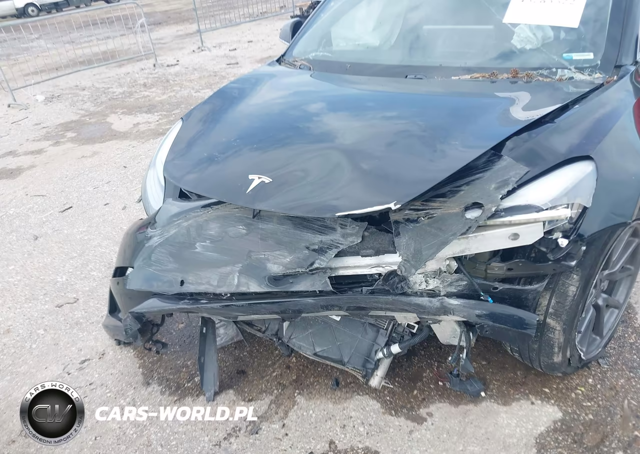 2018 Tesla Model 3 Long Range-Mid Range VIN:5YJ3E1EA5JF152056 - 6