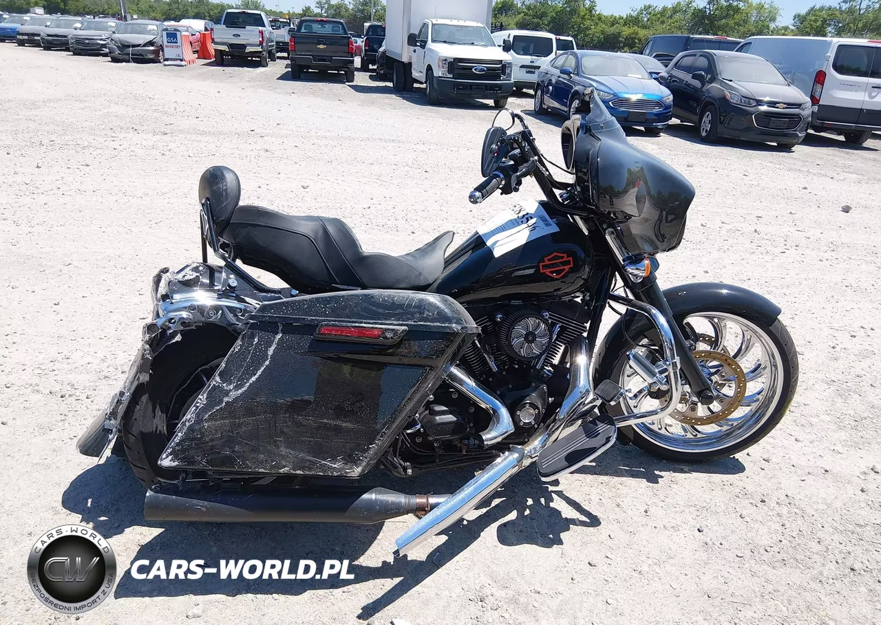 2014 Harley-Davidson Flhxs Street Glide Special VIN:1HD1KRM11EB672374 - 12