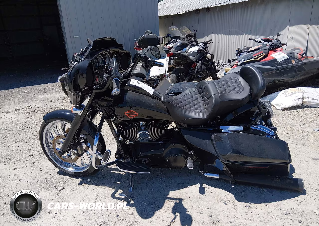 2014 Harley-Davidson Flhxs Street Glide Special VIN:1HD1KRM11EB672374 - 13