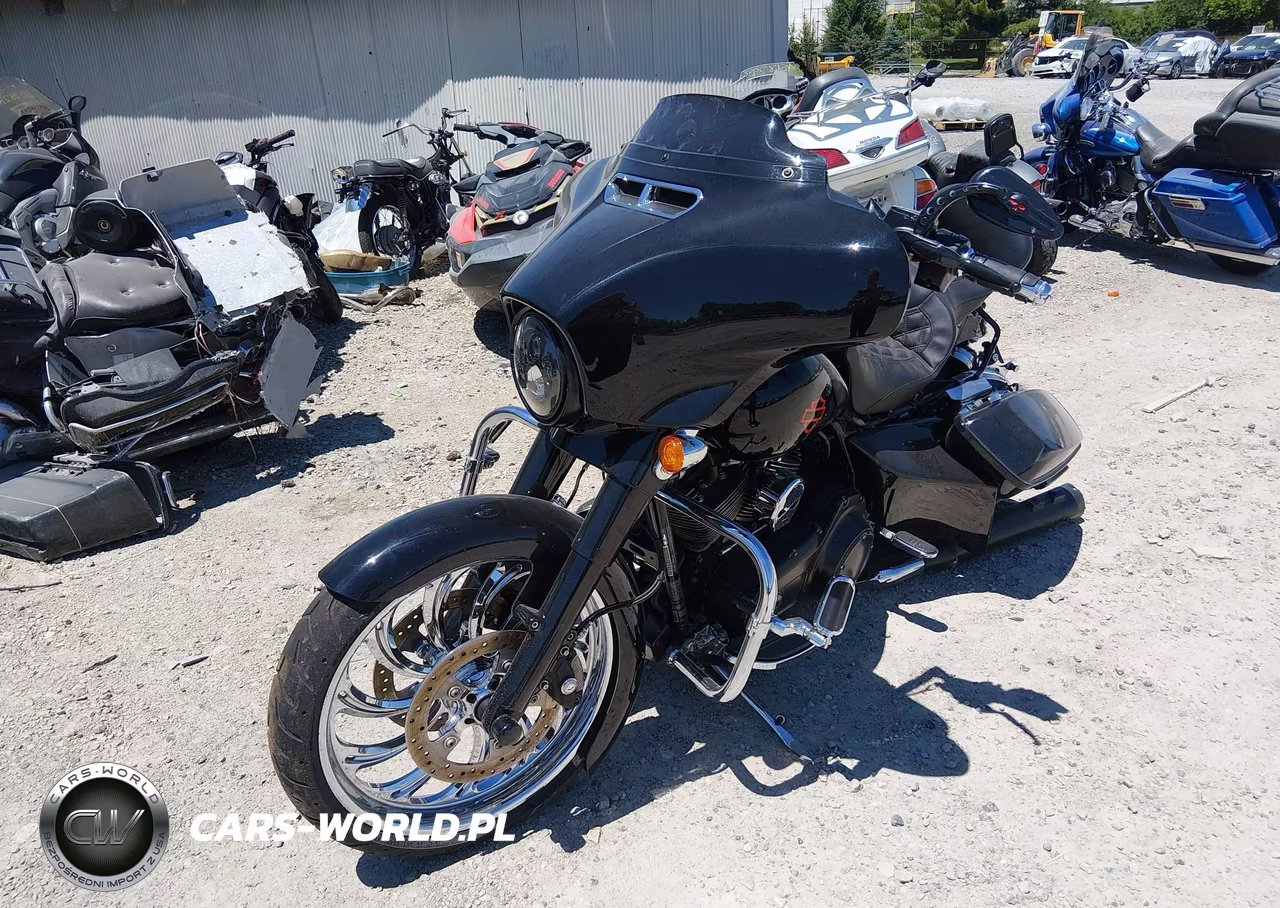 2014 Harley-Davidson Flhxs Street Glide Special VIN:1HD1KRM11EB672374 - 2