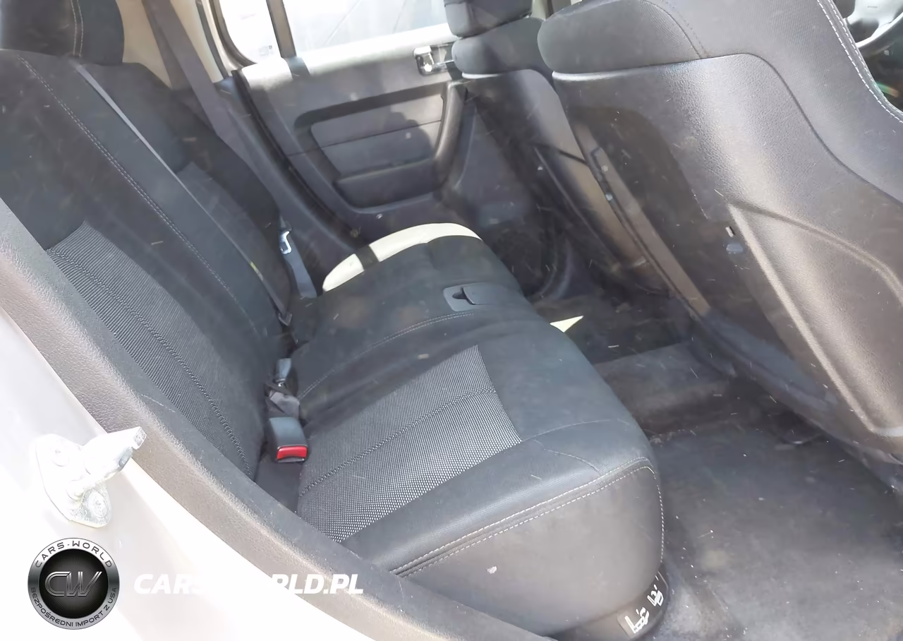 2006 Hummer H3 Suv VIN:5GTDN136068158446 - 8