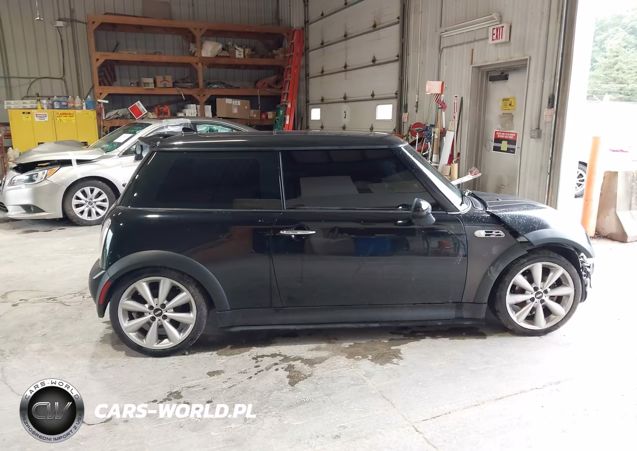 2004 Mini Cooper S VIN:WMWRE33464TD80832 - 13