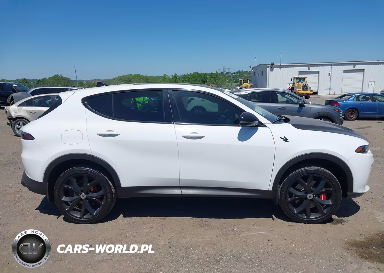 2024 Dodge Hornet Gt Plus Awd VIN:ZACNDFANXR3A39152 - 13