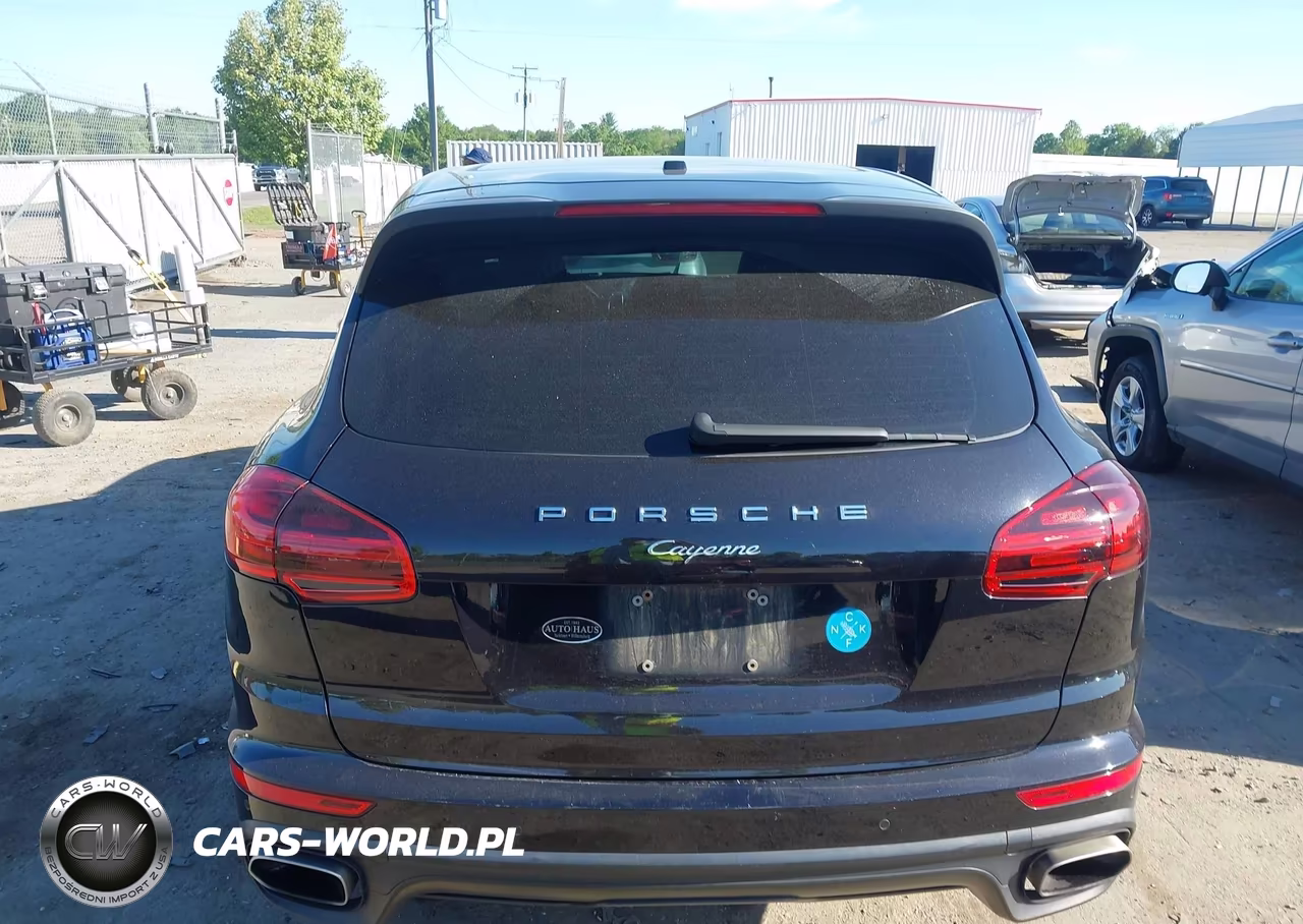 2017 Porsche Cayenne Platinum Edition VIN:WP1AA2A24HKA80415 - 16