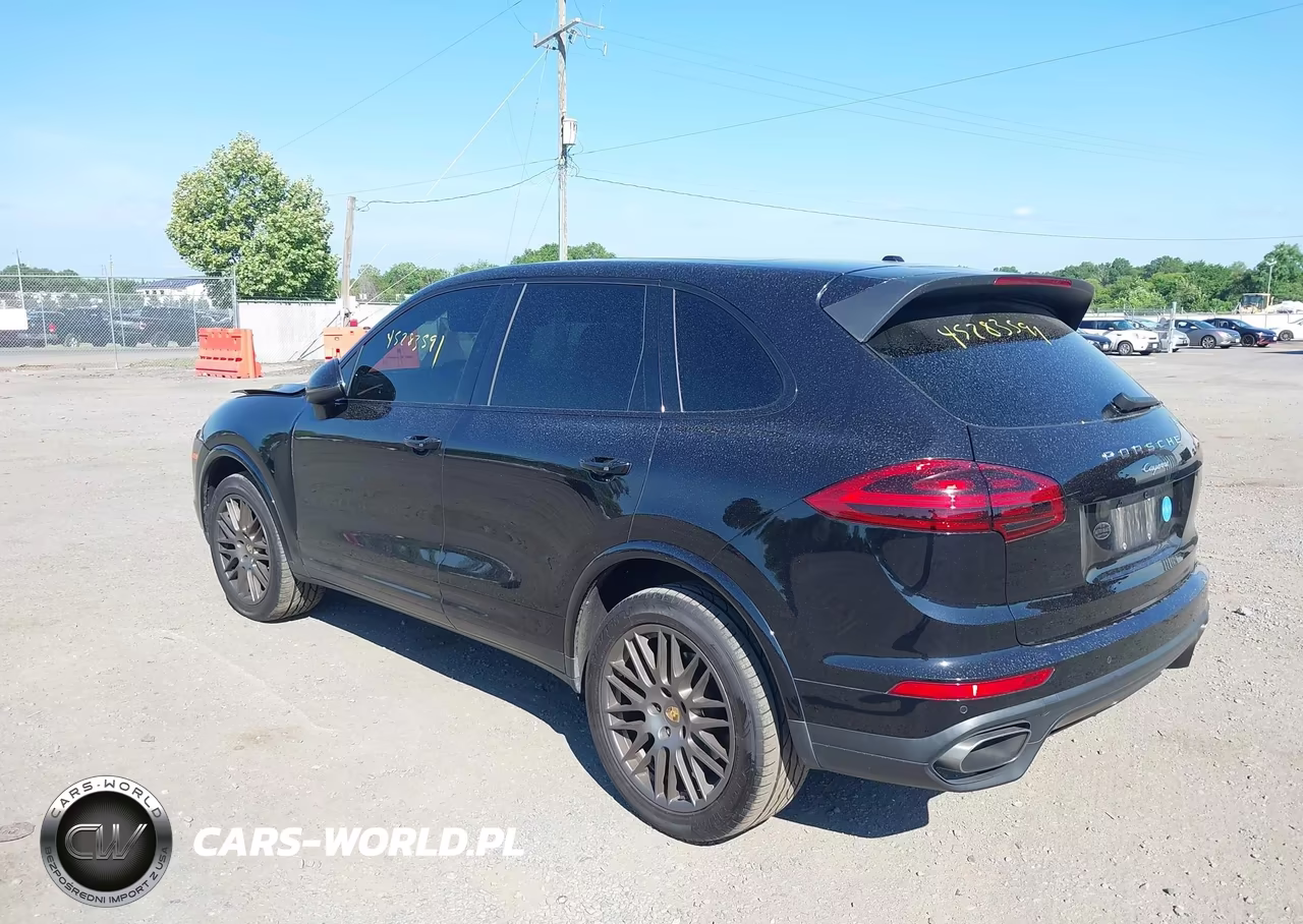 2017 Porsche Cayenne Platinum Edition VIN:WP1AA2A24HKA80415 - 3