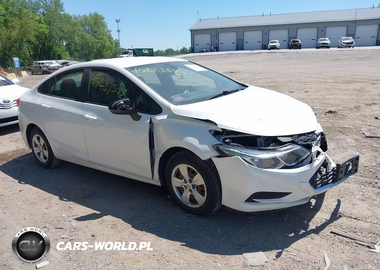 2018 Chevrolet Cruze Ls Auto – zdjęcie 1 z 16