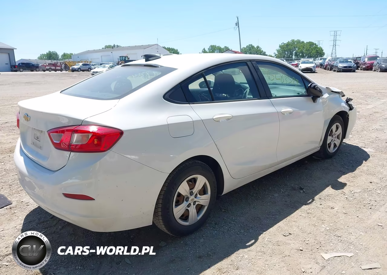 2018 Chevrolet Cruze Ls Auto VIN:1G1BC5SM1J7218382 - 4