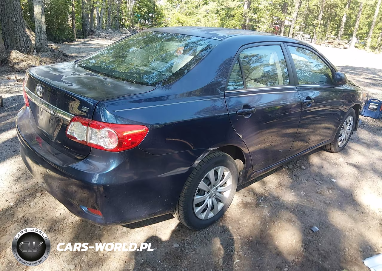 2013 Toyota Corolla Le VIN:2T1BU4EE7DC992853 - 4