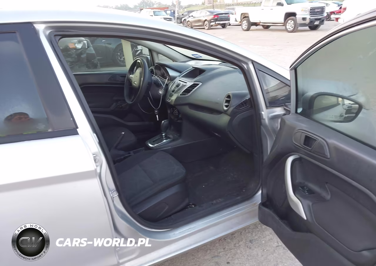 2012 Ford Fiesta Se VIN:3FADP4EJ9CM106928 - 5