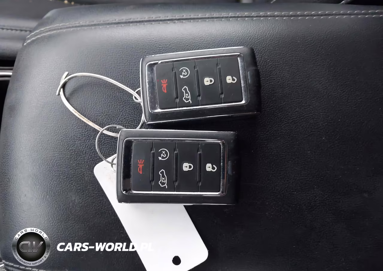 2022 Jeep Grand Cherokee L Limited 4X4 VIN:1C4RJKBG4N8587757 - 11