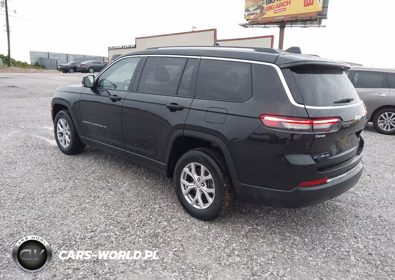 2022 Jeep Grand Cherokee L Limited 4X4 VIN:1C4RJKBG4N8587757 - 3