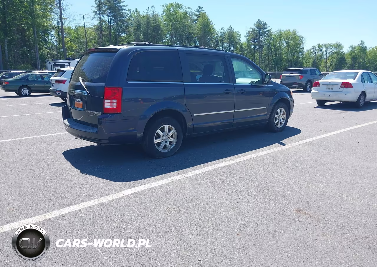 2009 Chrysler Town & Country Touring VIN:2A8HR54119R506036 - 4
